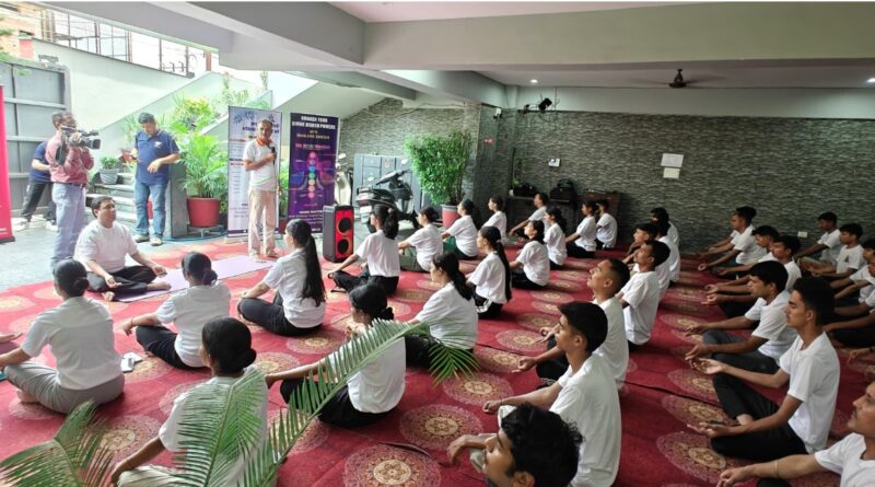 अंतरराष्ट्रीय योग दिवस पर देहरादून में भव्य योग व मेंटल वेलनेस शिविर का आयोजन