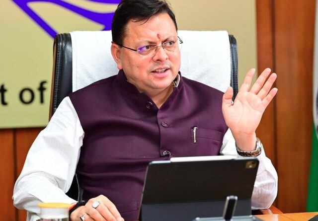 मुख्यमंत्री ने सारकोट की नव निर्वाचित युवा प्रधान प्रियंका को दी बधाई