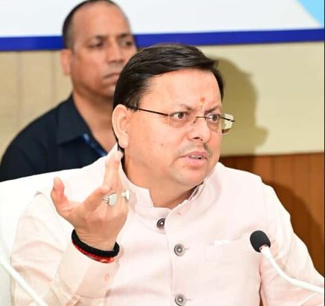 CM धामी ने आपदा प्रभावित इलाकों में राहत और पुनर्निर्माण कार्यों को तेज़ गति से पूरा करने के निर्देश दिए।