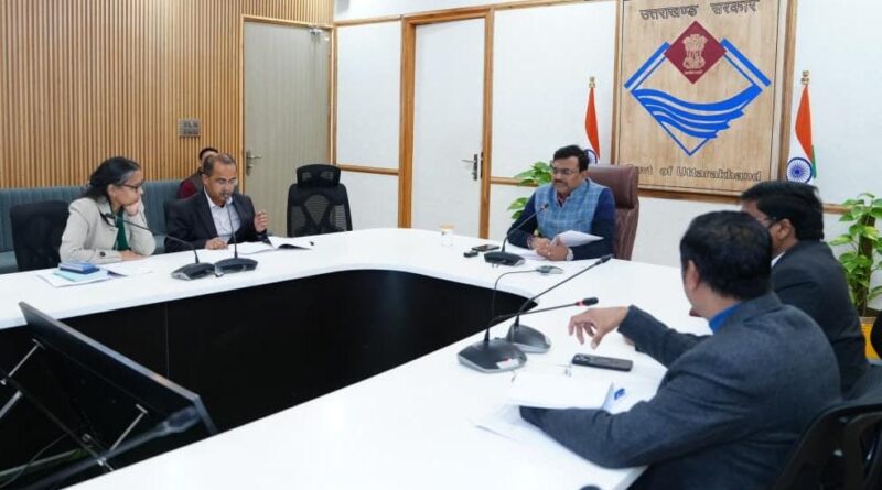 मुख्य सचिव आनन्द बर्द्धन की अध्यक्षता में व्यय वित्त समिति की बैठक हुई, जिसमें विभागीय प्रस्तावों को मंजूरी दी गई।