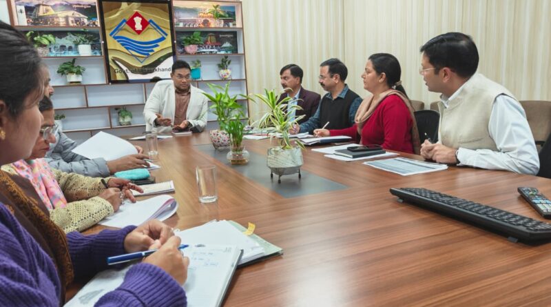 धामी सरकार ने टिहरी को बड़ा तोहफ़ा दिया, सुरसिंहधार नर्सिंग कॉलेज को पीजी मान्यता और एमएससी नर्सिंग की 15 सीटें मिलीं।