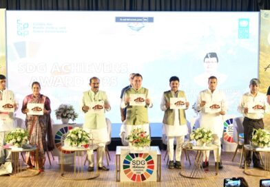 एसडीजी एचीवर्स अवार्ड समारोह में मुख्यमंत्री पुष्कर सिंह धामी शामिल हुए।