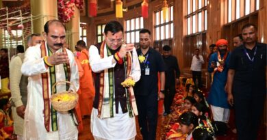 डोल आश्रम में मुख्यमंत्री ने श्री पीठम स्थापना महोत्सव में किया प्रतिभाग, 1100 कन्याओं का पूजन व माँ राजेश्वरी का अभिषेक