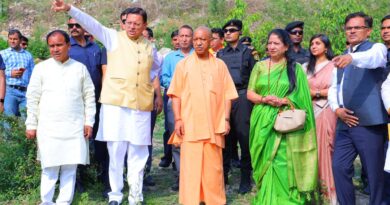 यमकेश्वर पहुंचे मुख्यमंत्री योगी आदित्यनाथ और मुख्यमंत्री पुष्कर सिंह धामी, साझा की विकास की दृष्टि