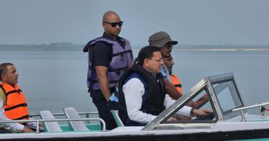 मुख्यमंत्री पुष्कर सिंह धामी ने गदरपुर में अंतर्राष्ट्रीय क्याकिंग एवं कैनोइंग प्रतियोगिता की तैयारियों का लिया जायजा