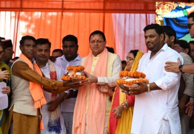 संत रविदास जयंती पर CM धामी ने किया समरसता संकल्प का आह्वान, कलश बंधन महारैली को दिखाई हरी झंडी