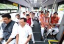 सीएम मोहन यादव ई-बस से पहुंचे कैबिनेट बैठक में, मंत्रियों और अधिकारियों ने भी छोड़े सरकारी वाहन
