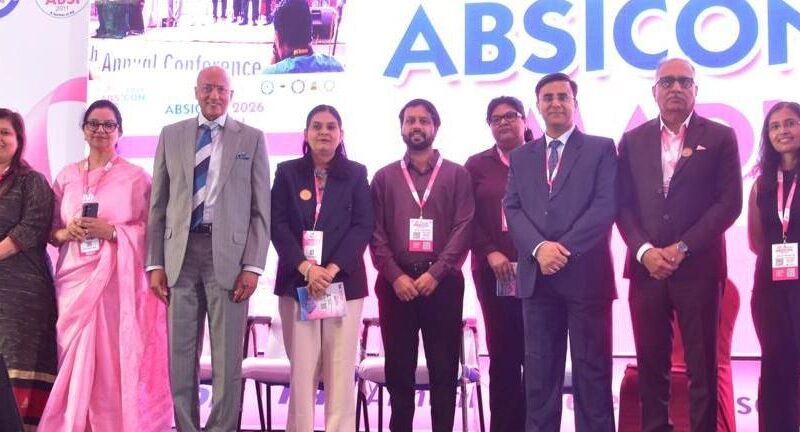 डॉ. पंकज गर्ग एसोसिएशन ऑफ ब्रेस्ट सर्जन्स ऑफ इंडिया के निदेशक (शिक्षा), उत्तर क्षेत्र निर्वाचित