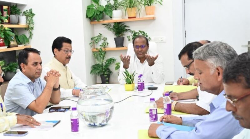 मुख्य निर्वाचन अधिकारी ने लिया राजनैतिक दलों से SIR पर फीडबैक