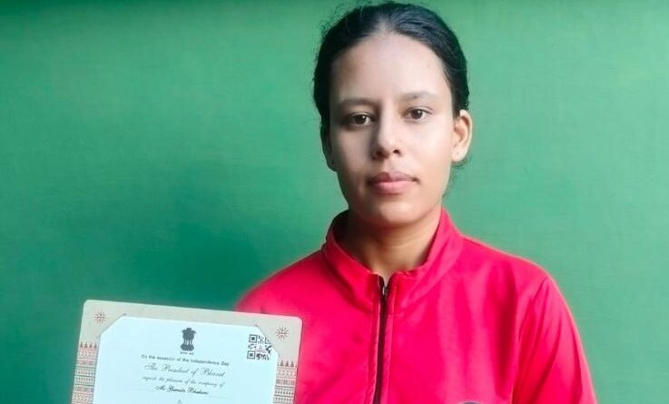 राष्ट्रपति भवन के एट होम रिसेप्शन के लिए अल्मोड़ा की गर्विता भाकुनी का चयन, देशभर से कुल पांच युवा आपदा मित्र कैडेट्स का हुआ है चयन