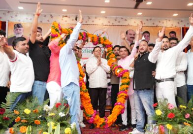 ड्रग फ्री उत्तराखंड से विकसित भारत-2047 तक, बनबसा में सीएम धामी का युवाओं से संवाद