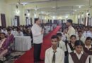 युवाओं ने सीएम धामी से किया बेबाक संवाद, रोजगार से लेकर पर्यावरण और सीमांत क्षेत्रों तक पूछे सवाल