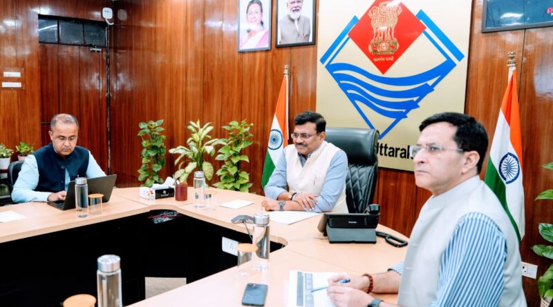 मुख्य सचिव आनन्द बर्द्धन ने पुलिस विभाग की समीक्षा की, मानव तस्करी और साइबर अपराध पर प्रभावी कार्रवाई के निर्देश