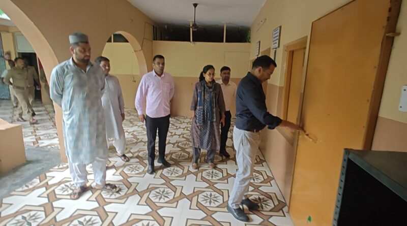 बिना मान्यता संचालित मदरसों पर धामी सरकार की कार्रवाई जारी, देहरादून-हल्द्वानी में कई मदरसे सील
