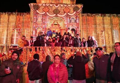 विधानसभा अध्यक्ष ऋतु खण्डूडी भूषण ने किए श्री बद्री विशाल के दर्शन