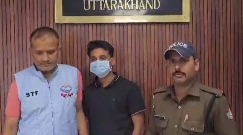 SSC परीक्षा में हाईटेक नकल कराने वाले गिरोह का एक और सदस्य दिल्ली से गिरफ्तार